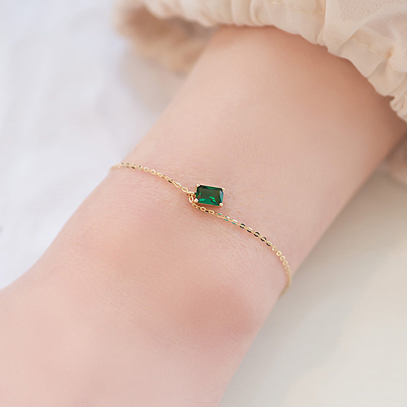 Temperament Emerald Bracelet