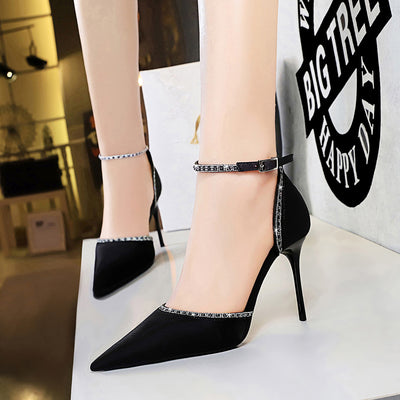 Hollow High Heeled Shoes