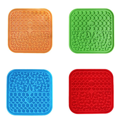 Silicone licking pad Pet Dog Lick Pad Bath Peanut Butter Slow Eating Licking Feeder Cats Lickmat Feeding Dog Lick Mat