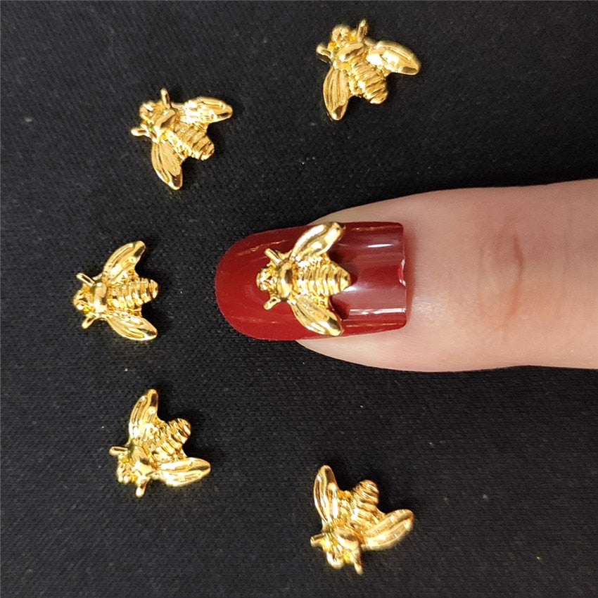 Creative 3 D Bee Shape Nail Art 